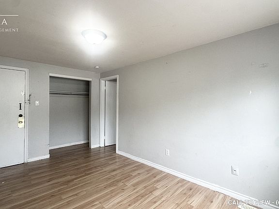 4th image of 574 Adelaide St N #3