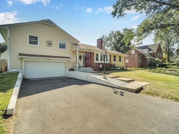 105 Welland Rd, Springfield, MA 01151