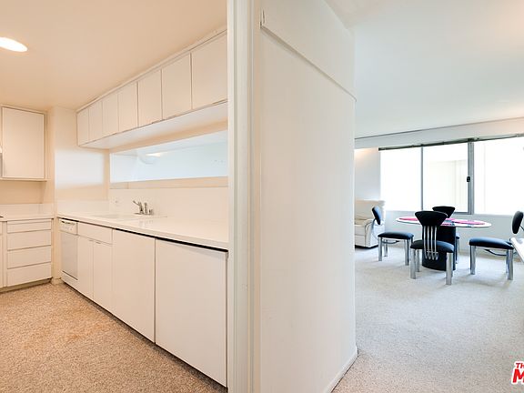 4th image of 2170 Century Park E APT 1103