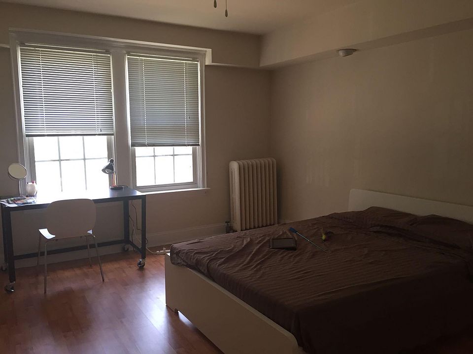 2nd image of 2151 California St NW