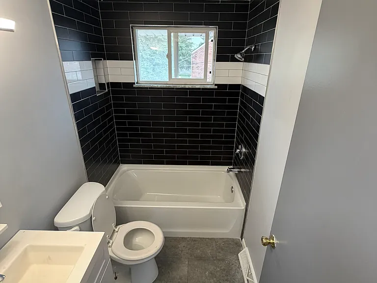 901 North Meadows Court - D — Photo 11