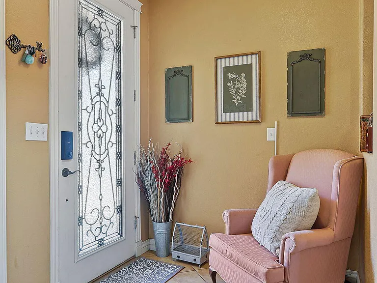 11608 Saint Thomas Way — Photo 4