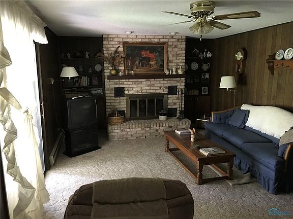 4th image of 121 Bona Vesta Dr
