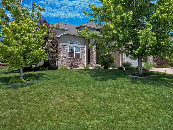 3rd image of 5753 Stoneybrook Dr