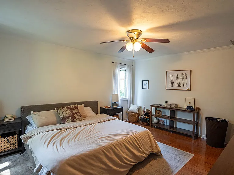 3724 Longchamp Cir — Photo 20