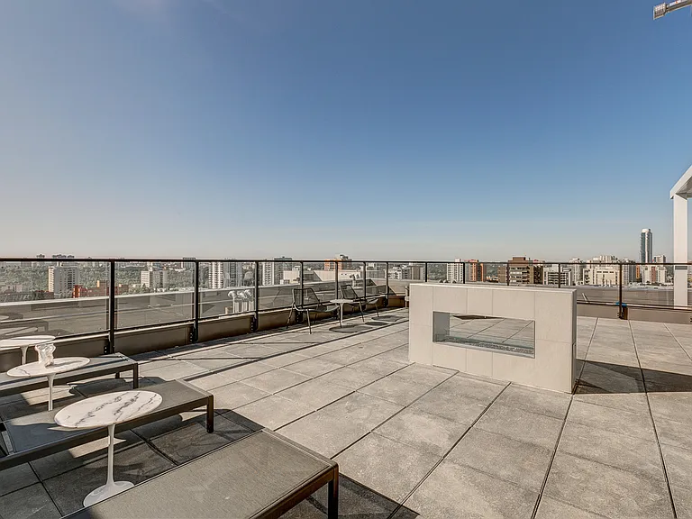 10045 111th St NW — Photo 9