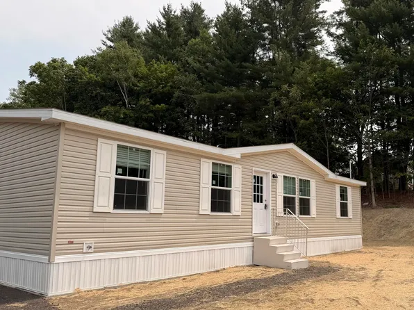 109 Coburn Street, Auburn, ME 04210