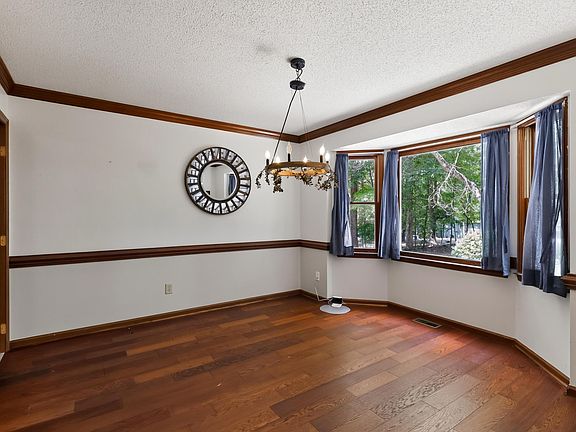 5th image of 3505 Lexham Ct