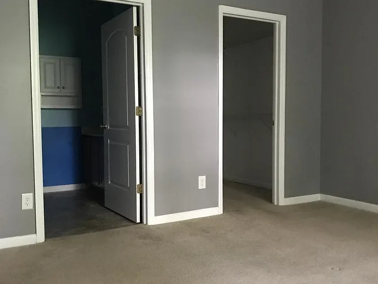 116 Courtyard Ln — Photo 10