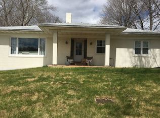 3171 W Washington St, Springfield, IL 62702