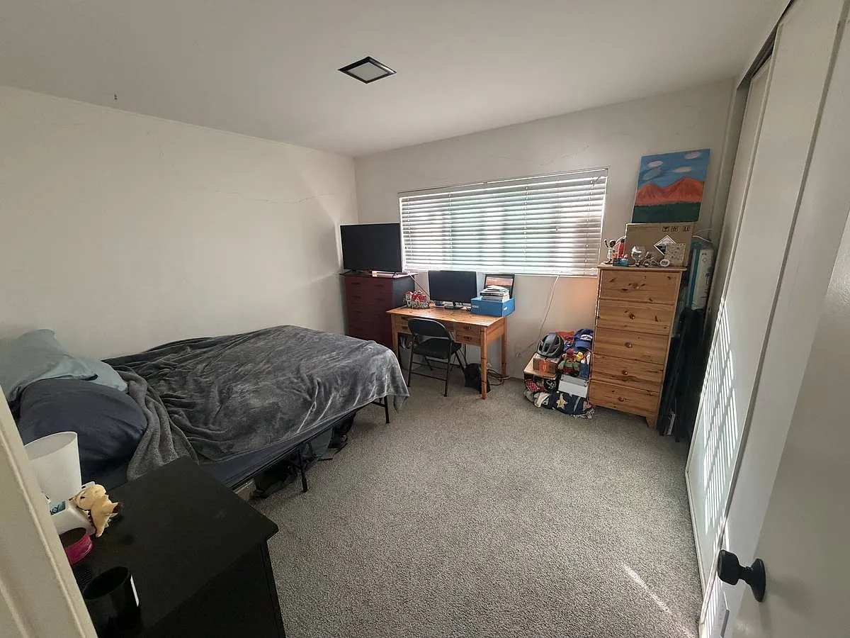 2 bed, $1,600 — Photo 1