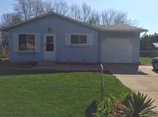 1550 Hampton Ct, Mishawaka, IN 46544