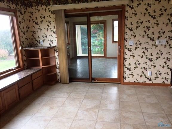 5th image of 1401 Markey Dr