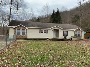 975 Cabin Frk, Jenkins, KY 41537