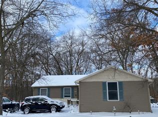 10686 Michael Blvd, Pinckney, MI 48169