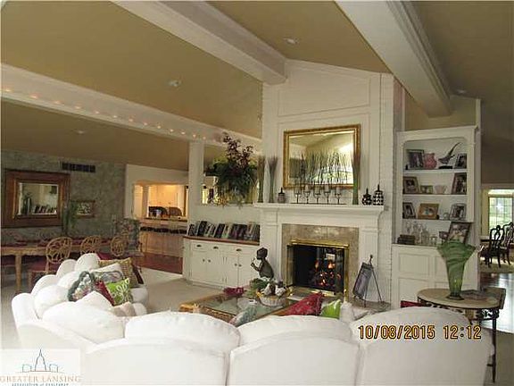 4th image of 275 Wind N Wood Dr