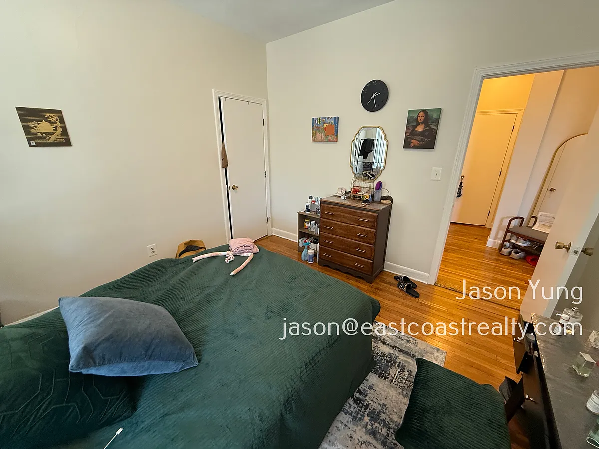 Building Photo - 54 Brighton Ave #43