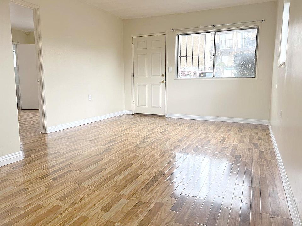 1st image of 4024 Puente Ave APT 2