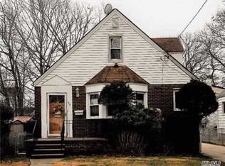 50 W Dover St, Valley Stream, NY 11580