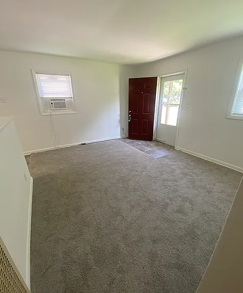 435 Smiley Rd — Photo 2