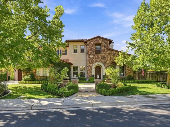 370 Golden Grass Dr, Alamo, CA 94507