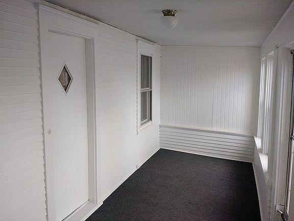 2nd image of 4328 Minnehaha Ave