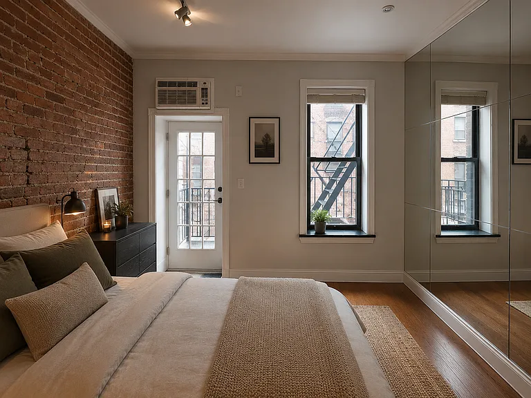 53 Leroy St #CD5 — Photo 3