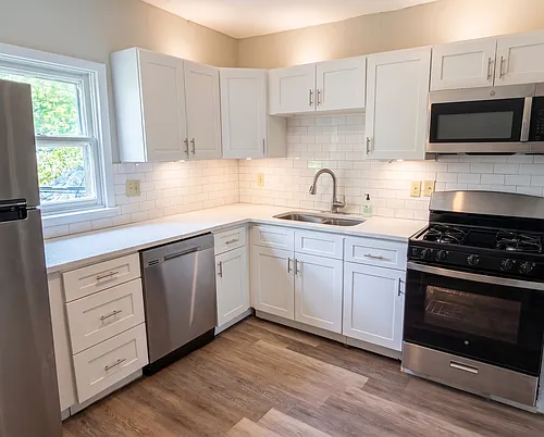 30 Abbottsford Pl #4 Photo 1