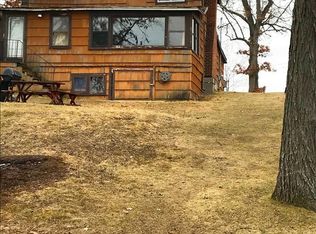 82 Cavanaugh Lake Rd, Chelsea, MI 48118