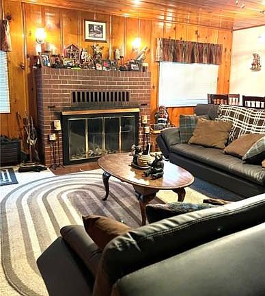 5th image of 31660 Luring Pines Cir