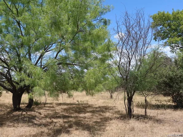 TBD Cypress LOT CITY, Bandera, TX 78003