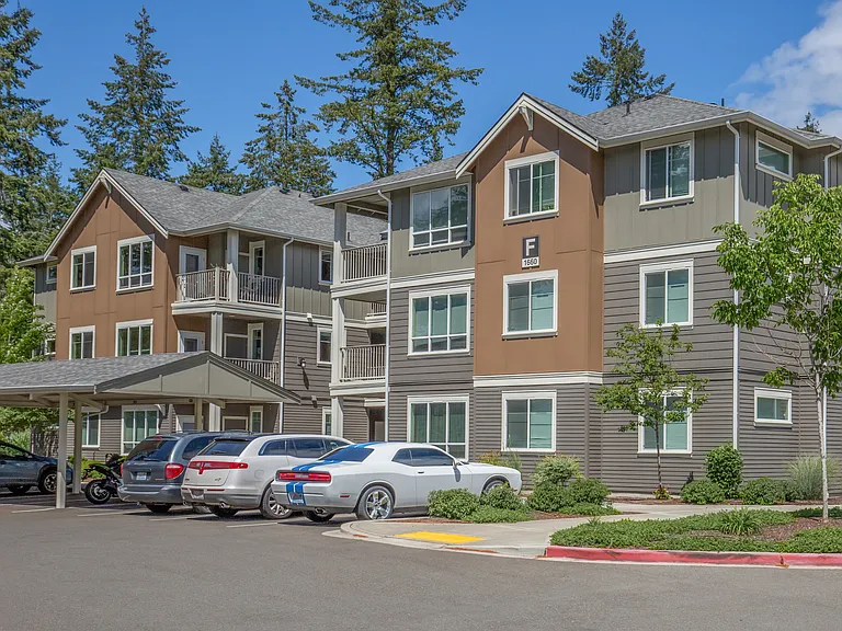 Creekside Village — Photo 24