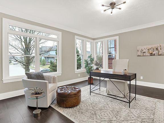 5th image of 6660 Regents Park Dr