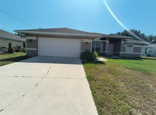 2208 NW 18th Ave, Cape Coral, FL 33993