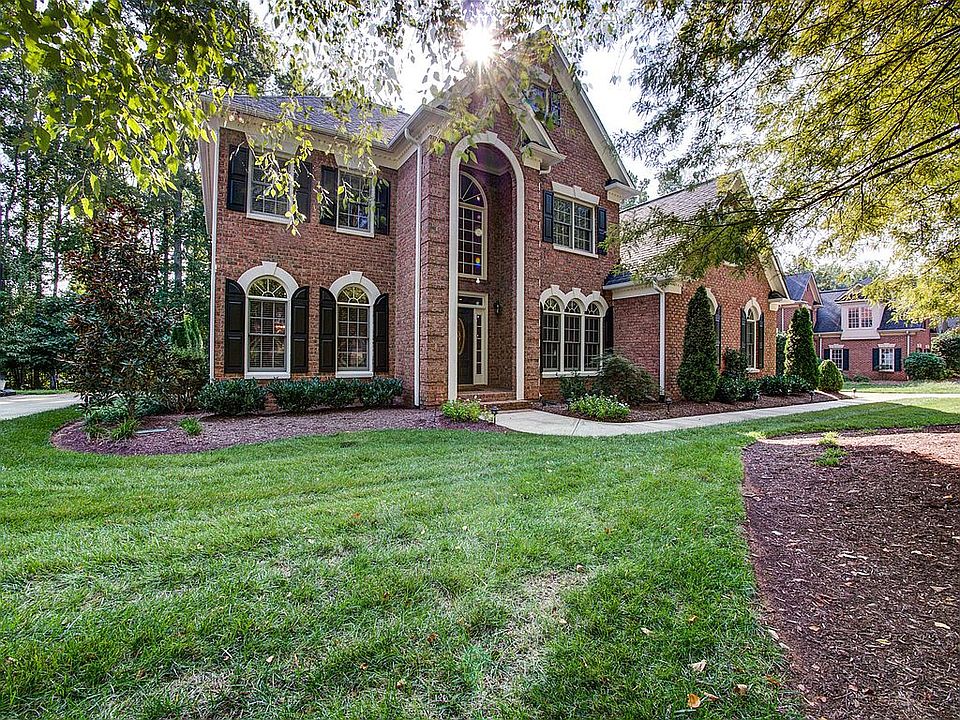 1st image of 10217 Waterbrook Ln