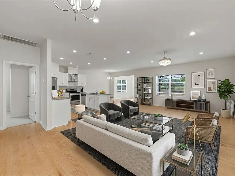 2132 Water Marsh Trl — Photo 8