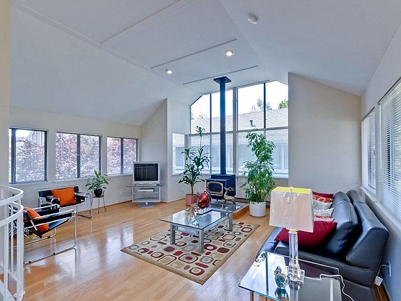 3rd image of 1254 Moonsail Ln