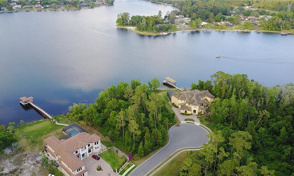 1st image of 3230 Lakewood Pointe Dr