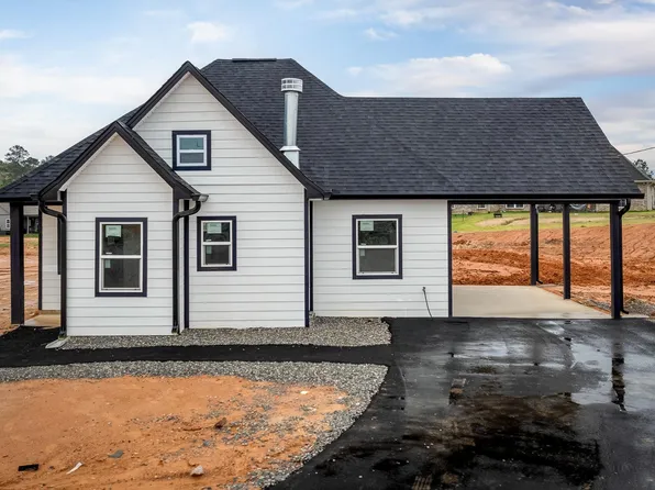 132 Chief Ln, Calhoun, LA 71225