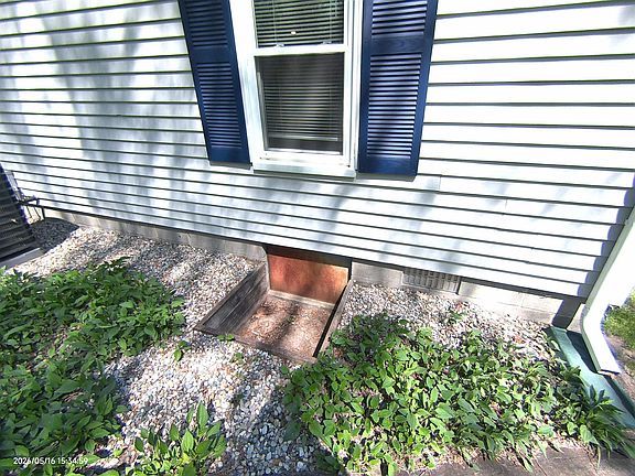 4th image of 17026 S Merrill Rd