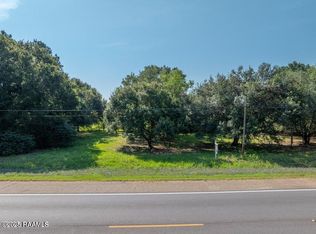 Grand Ln, Breaux Bridge, LA 70517