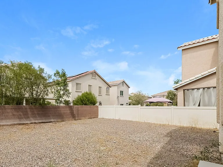 1748 Crow Creek Ave — Photo 16