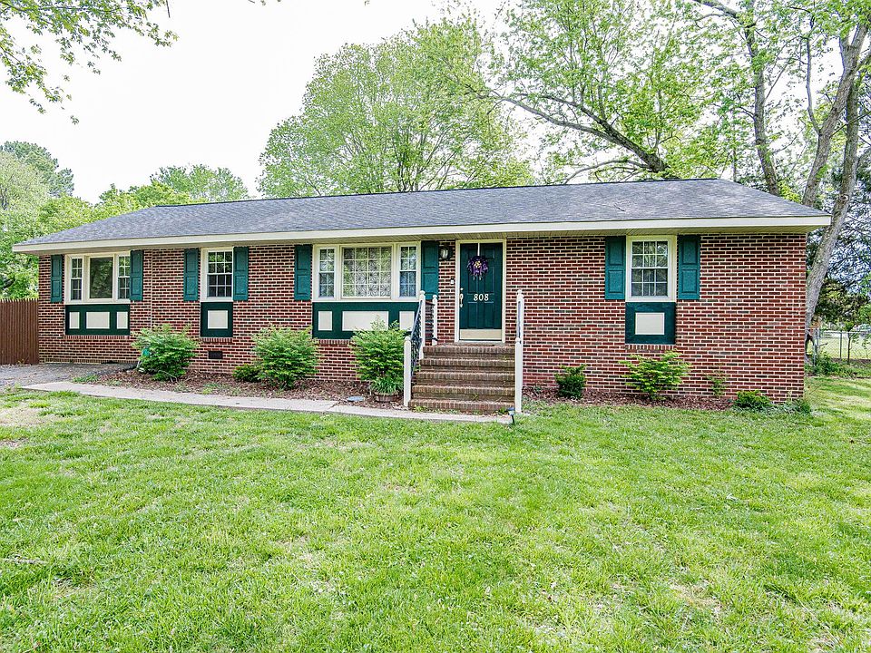 1st image of 808 Payton Dr