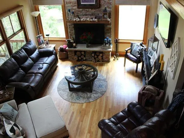 99 Landers Rd NE, Rydal, GA 30171