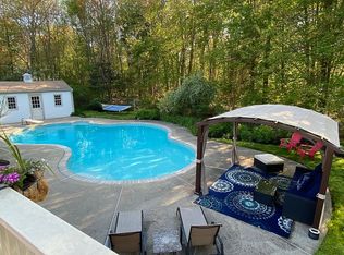 93 Brookwood Rd, Hanover, MA 02339