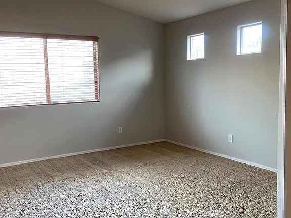 2nd image of 7035 S 45TH Avenue