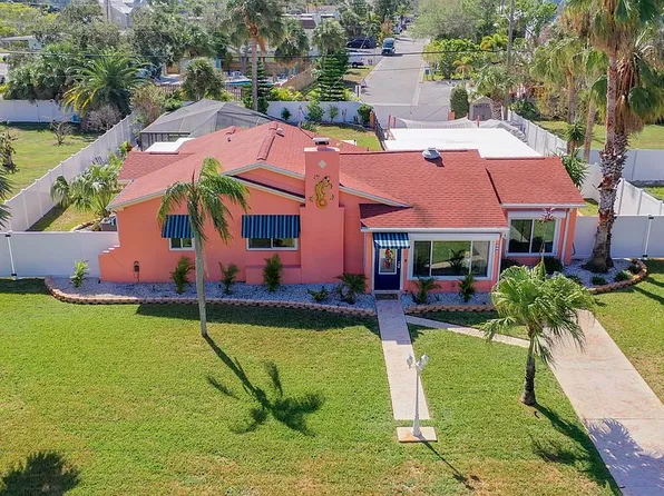 106 1st St Unit A, Belleair Beach, FL 33786