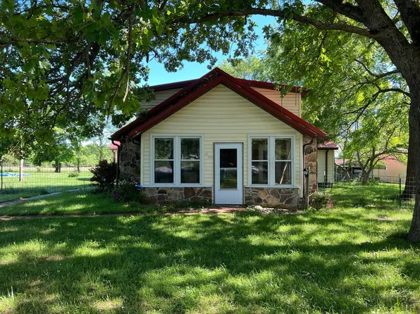 2554 E Farm Road 10, Fair Grove, MO 65648