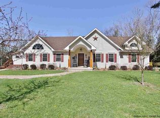 95 Forest Hill Dr, Ulster, NY 12401