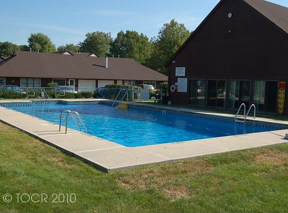 4th image of 10-1 Tamaron Dr
